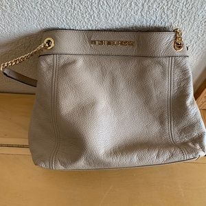 Michael Kors Jet Set Large Leather Chain Shoulder